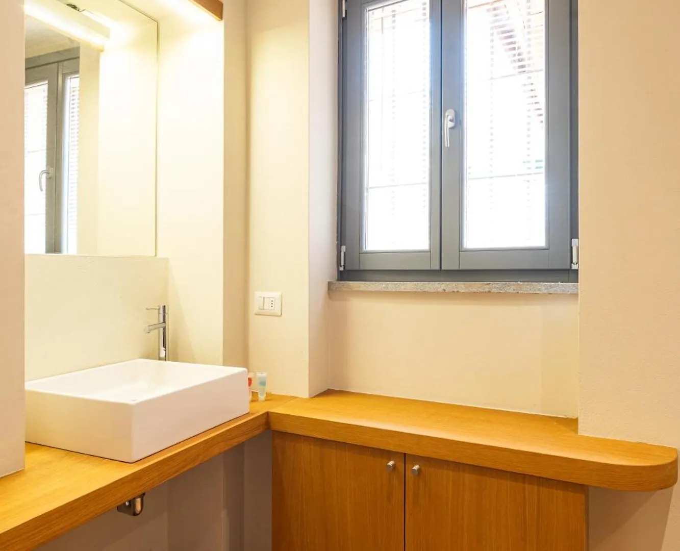 Elegante Trilocale Nel Cuore Di Brera - Mirable Pm Milano 0*,  Italia
